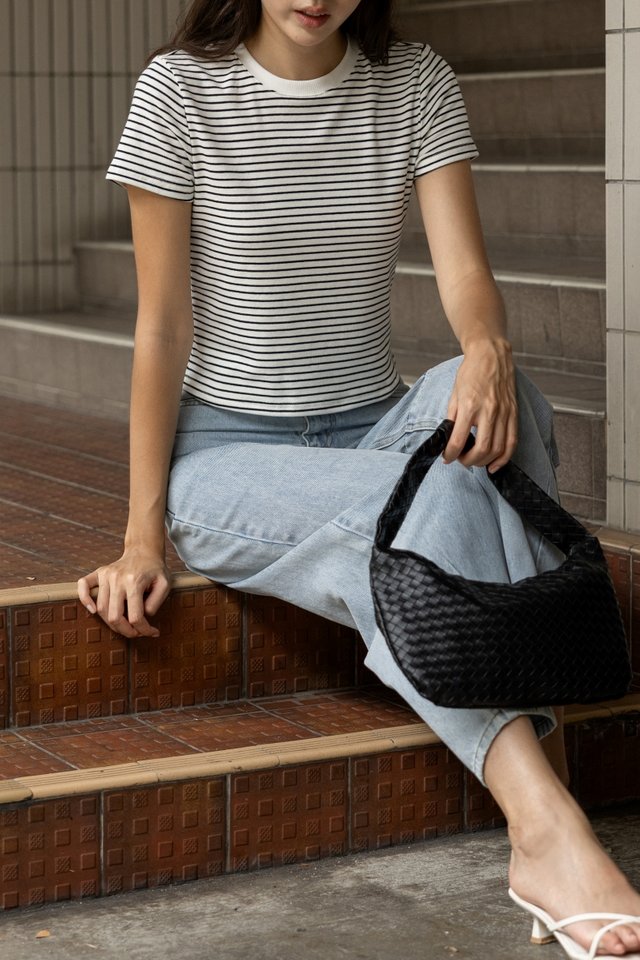 TASLYN STRIPED BASIC CREW NECK TEE (WHITE)