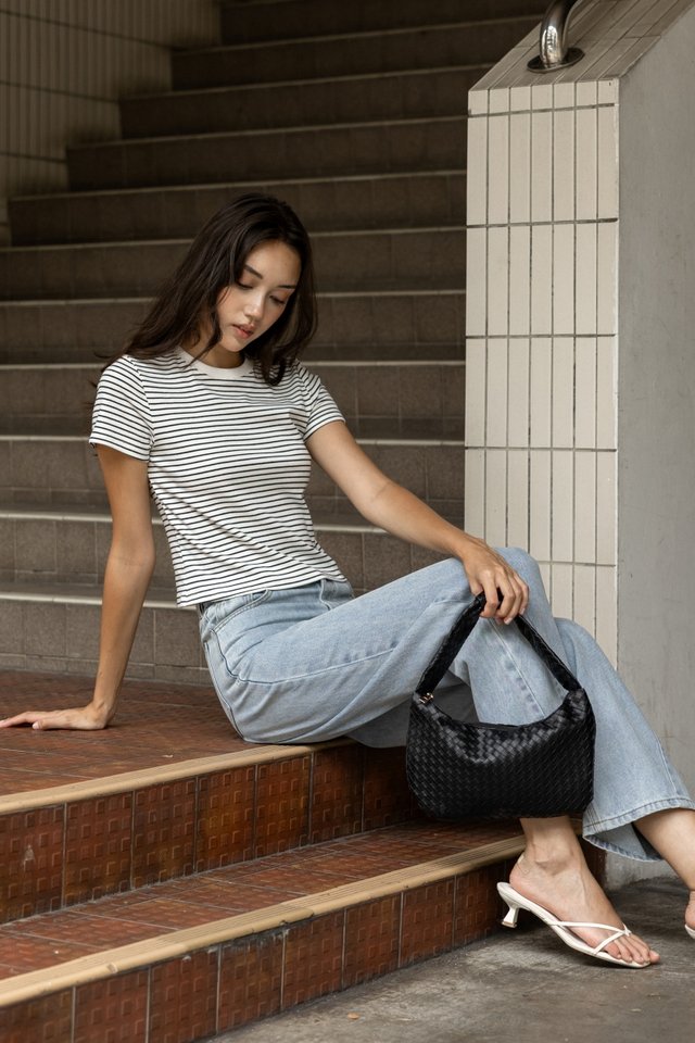 TASLYN STRIPED BASIC CREW NECK TEE (WHITE)