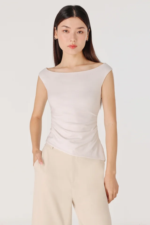 EVANGELINE PADDED BOATNECK SLANT HEM RUCHED TOP (WHITE)