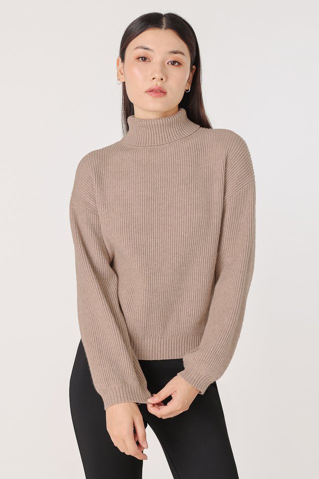 ZIELLE HIGH NECK SLOUCHY PULLOVER KNIT TOP (TAUPE)