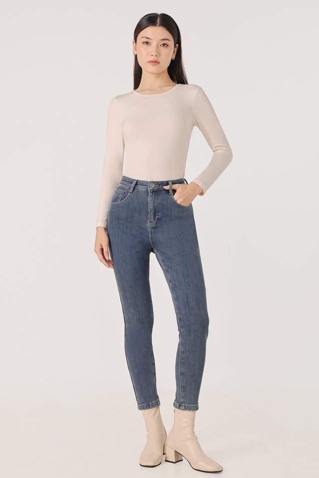 HEAT HUGGER THERMAL FLEECE SKINNY DENIM JEANS - PETITE (LIGHT WASHED)