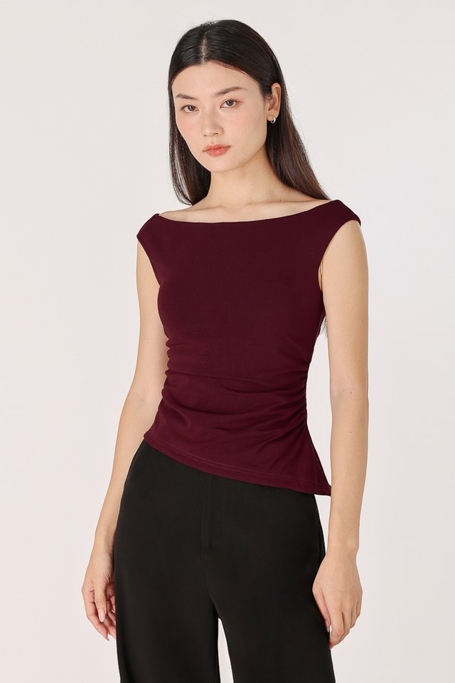EVANGELINE PADDED BOATNECK SLANT HEM RUCHED TOP (WINE)