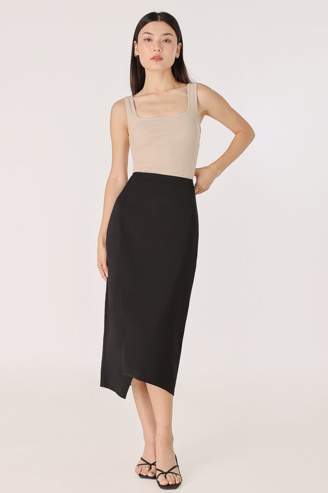 ELIZABETH ASYMMETRICAL BACK SLIT MIDAXI SKIRT (BLACK)