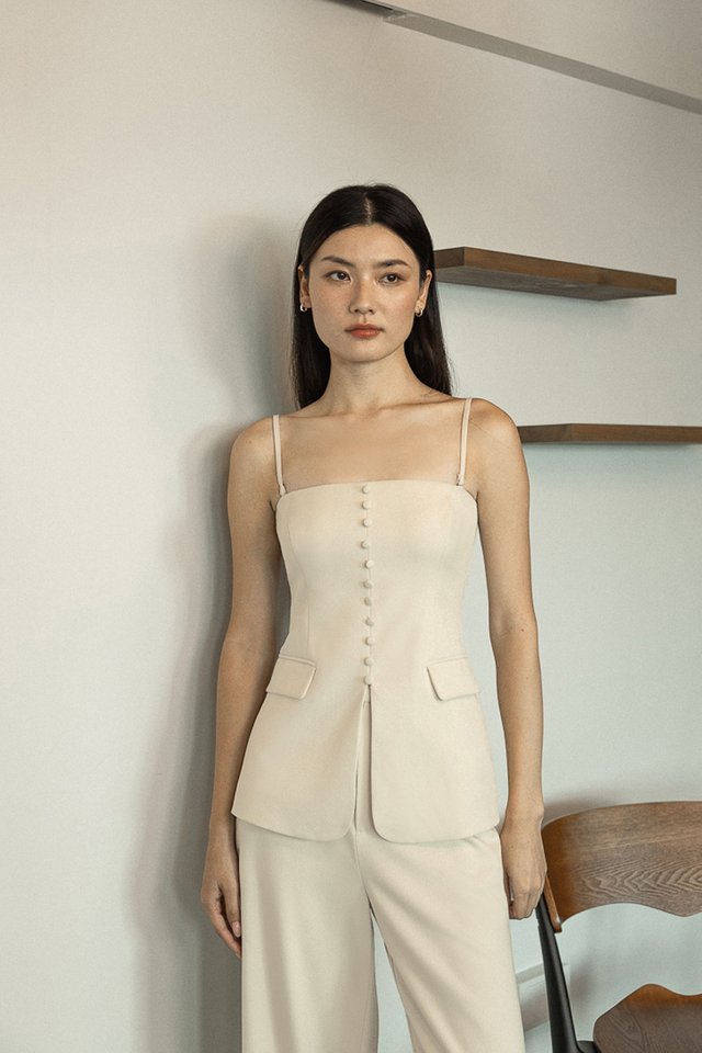ALDA PADDED BUTTON TWO-WAY VEST TOP (OAT)