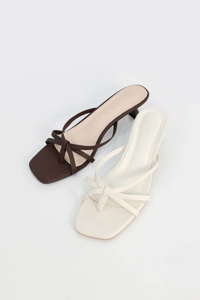DIANE KNOT STRAP KITTEN HEELS (IVORY)