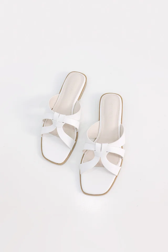 ESTHER WEAVE KNOT SLIP-ON SANDALS (WHITE)