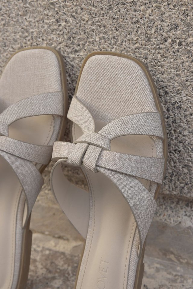 ESTHER WEAVE KNOT SLIP-ON SANDALS (OAT)