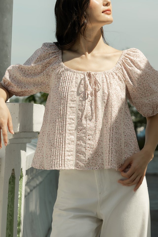 RUELLA LINEN LACE INSERT PINTUCK PUFF SLEEVE BLOUSE (FLORAL)