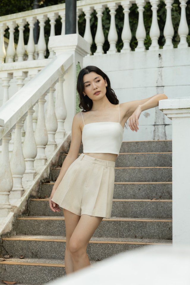 ADDIE LINEN PLEATED SHORTS (NATURAL)
