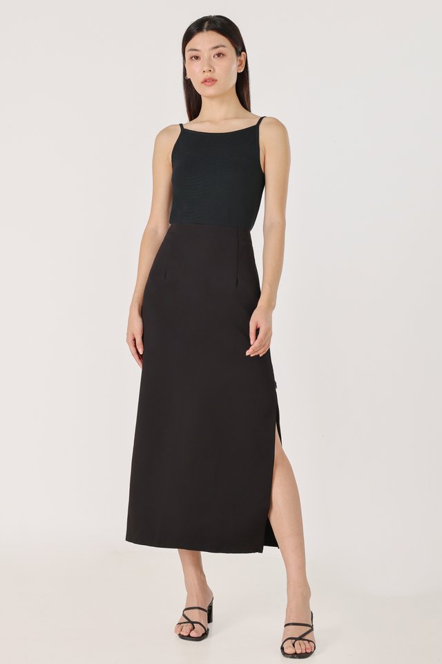 PRESLEY SIDE SLIT COLUMN MAXI SKIRT - REGULAR (BLACK) *BFF*