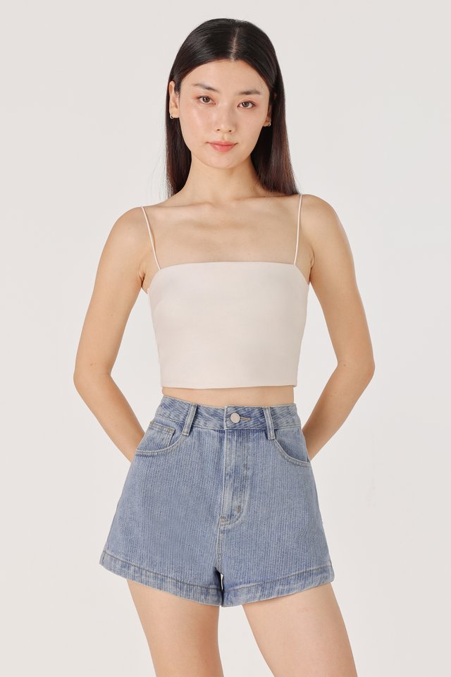 ILLIE STRIPED BASIC DENIM SHORTS (LIGHT WASHED) *BFF*