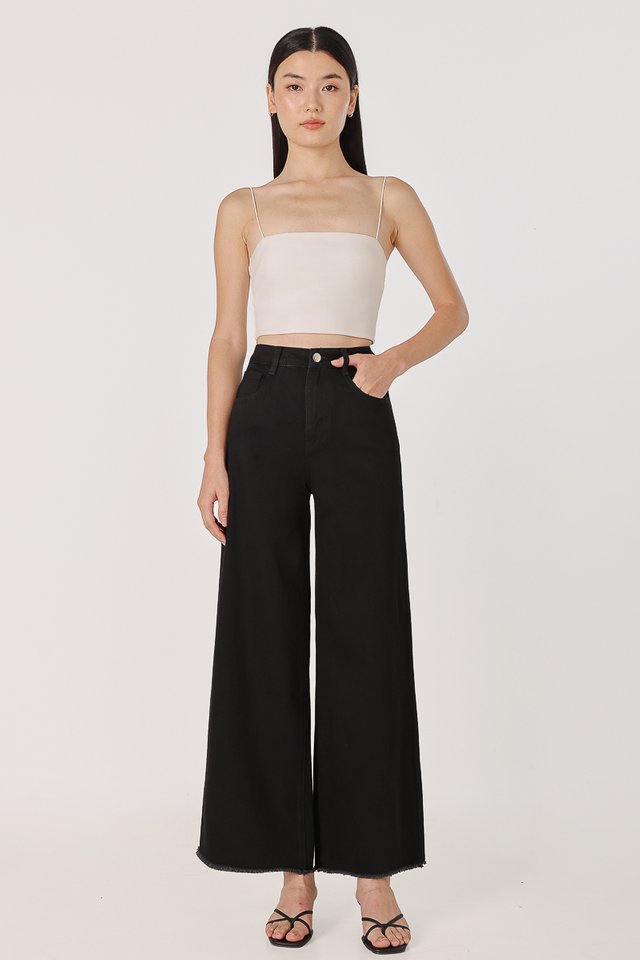 GROUNDBREAKER FRAYED HEM DENIM JEANS - PETITE (BLACK)