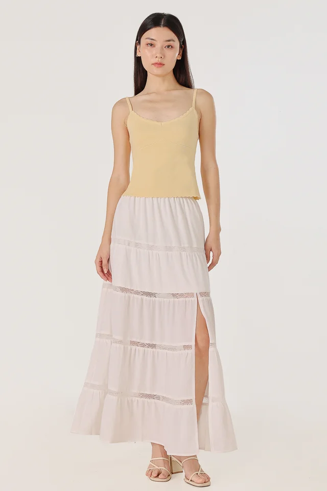 MIREA SCALLOP TRIM V-NECK CAMI KNIT TOP (YELLOW)