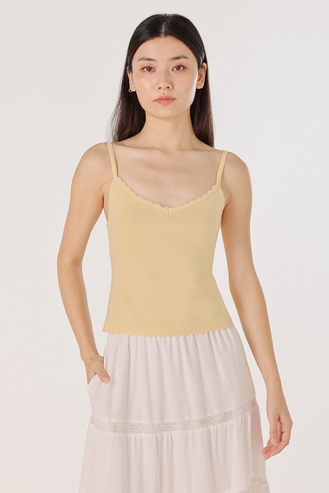 MIREA SCALLOP TRIM V-NECK CAMI KNIT TOP (YELLOW)
