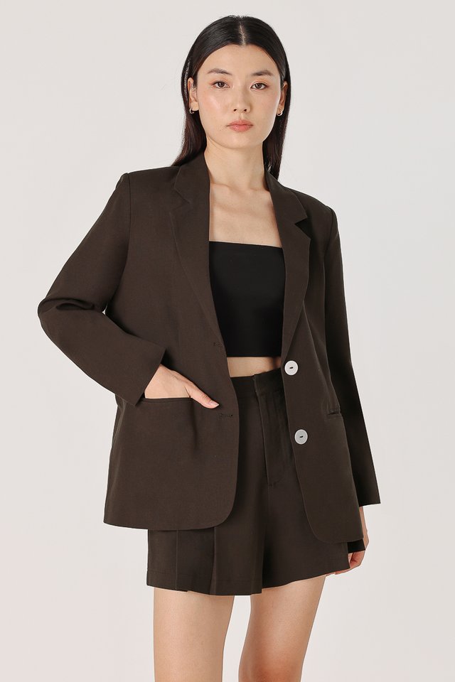 ADDIE LINEN WELT POCKET SHELL BUTTON BOYFRIEND BLAZER (ESPRESSO)