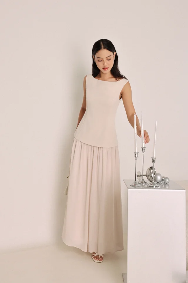ALAIRE PADDED BOATNECK FABRIC CONTRAST MAXI DRESS (TAUPE PINK)