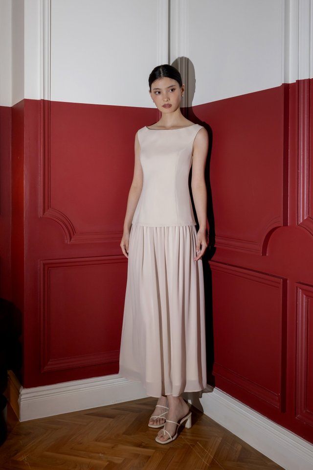 ALAIRE PADDED BOATNECK FABRIC CONTRAST MAXI DRESS (TAUPE PINK)