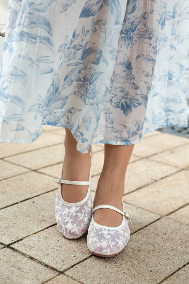 JOY FLORAL EMBROIDERED MESH MARY JANE
