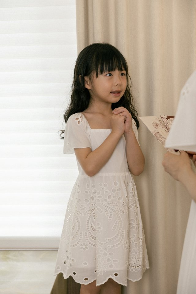 POPPY EYELET BRODERIE SLEEVE DRESS - MINI GIRL