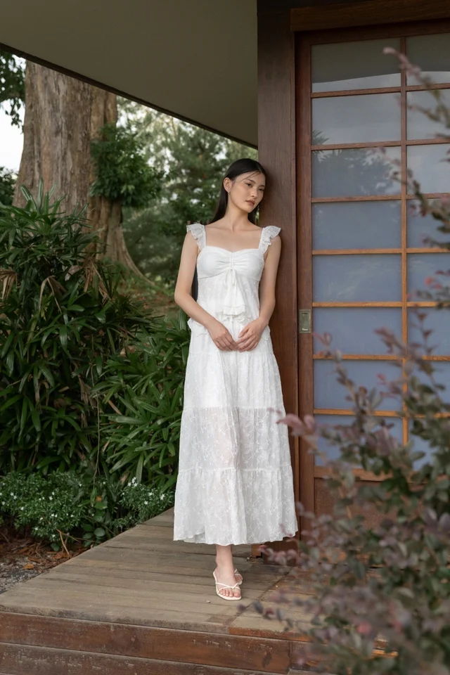 ALAYNA PADDED FLORAL JACQUARD TIERED SKIRT SET