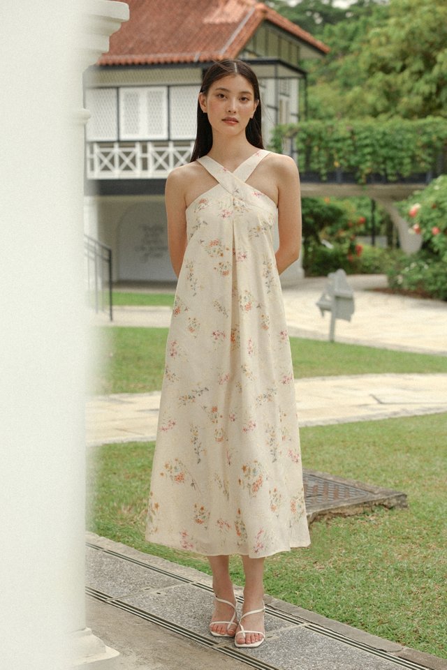 LEVINA PADDED FLORAL EMBROIDERED HALTER TENT MIDAXI DRESS