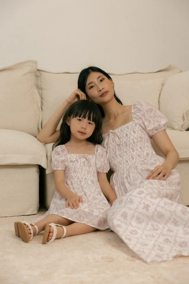 DAHLIA FLORAL SMOCKED RIBBON PUFF SLEEVE DRESS - MINI GIRL