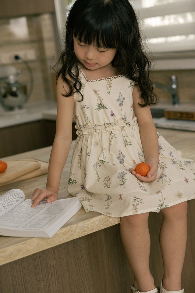 MAGNOLIA FLORAL RUFFLE TRIM DRESS - MINI GIRL