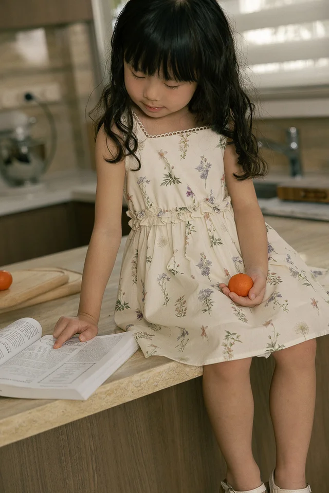 MAGNOLIA FLORAL RUFFLE TRIM DRESS - MINI GIRL