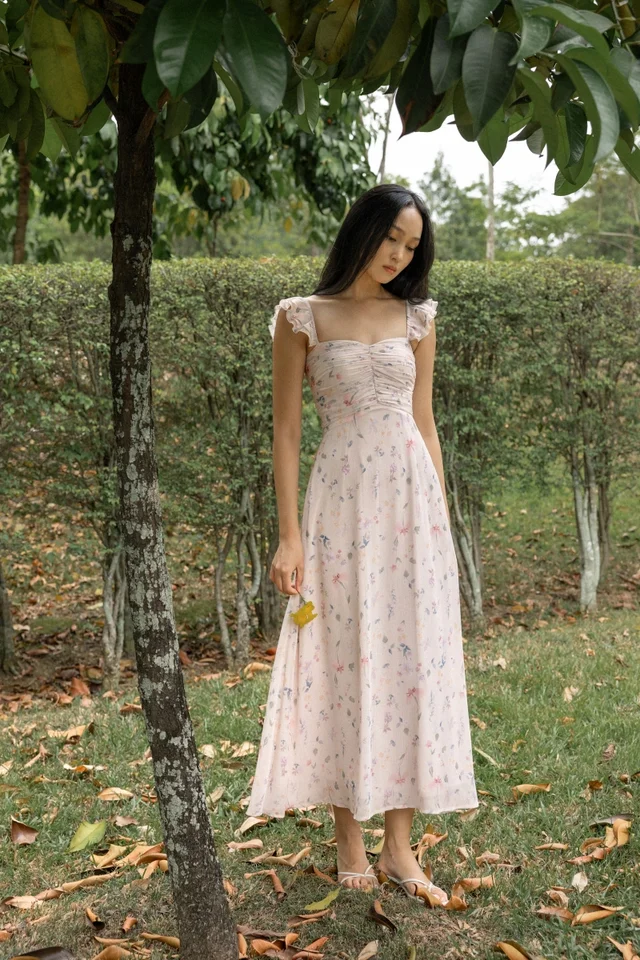 ZINNIA PADDED FLORAL TEXTURED CHIFFON RUCHED MAXI DRESS