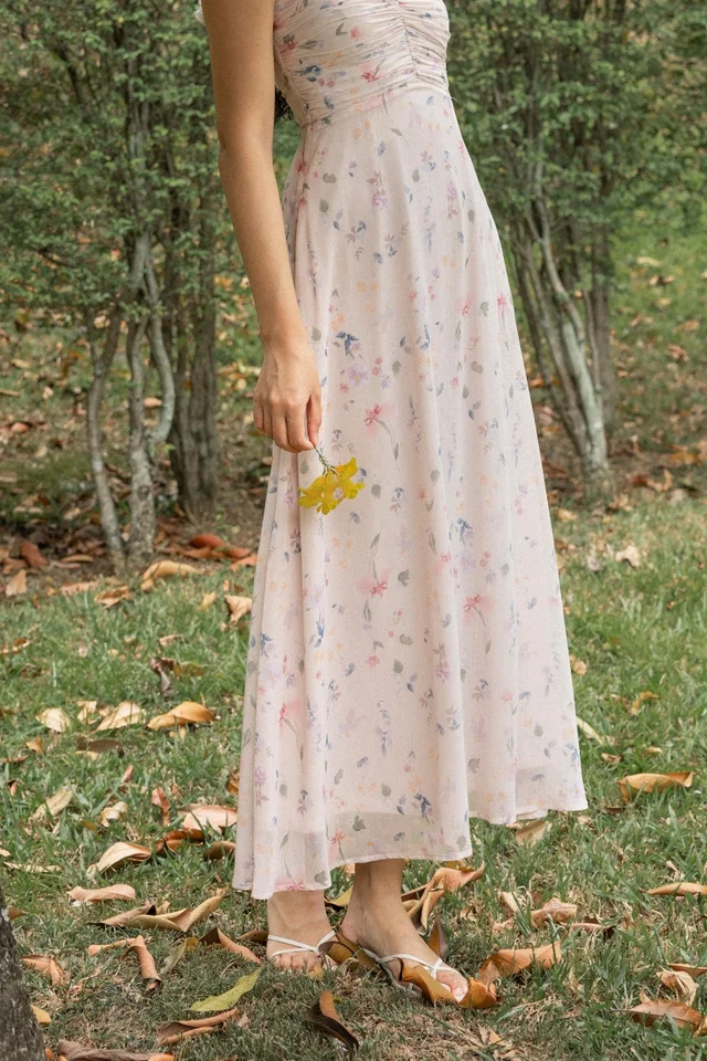 ZINNIA PADDED FLORAL TEXTURED CHIFFON RUCHED MAXI DRESS