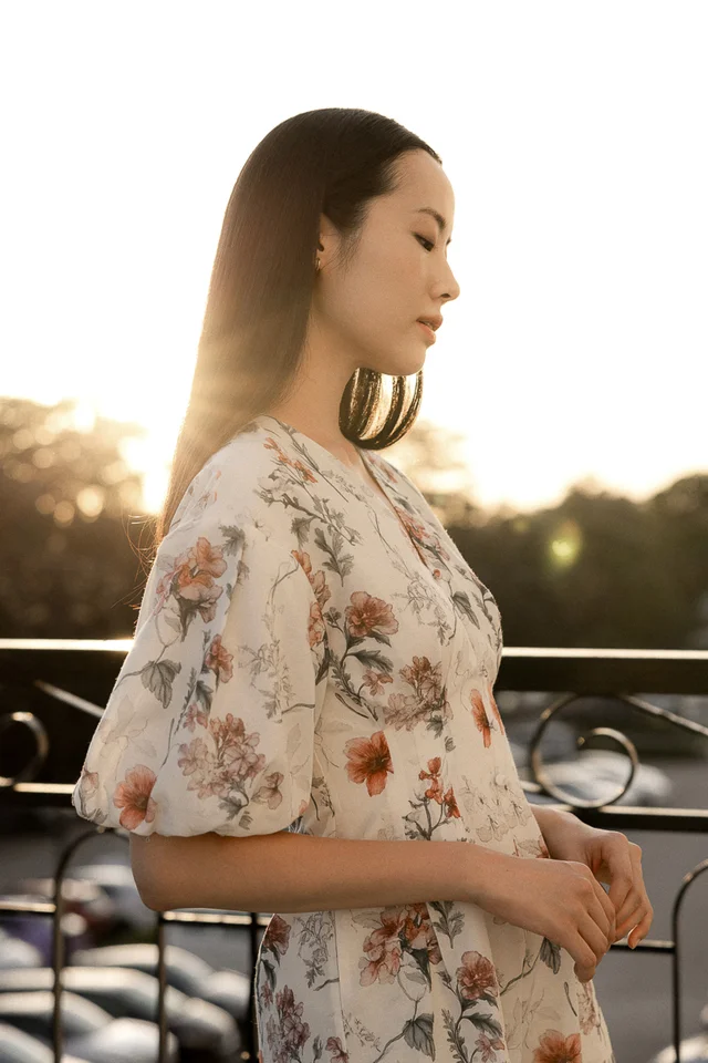 FANNY FLORAL BUTTON LANTERN SLEEVE ROMPER