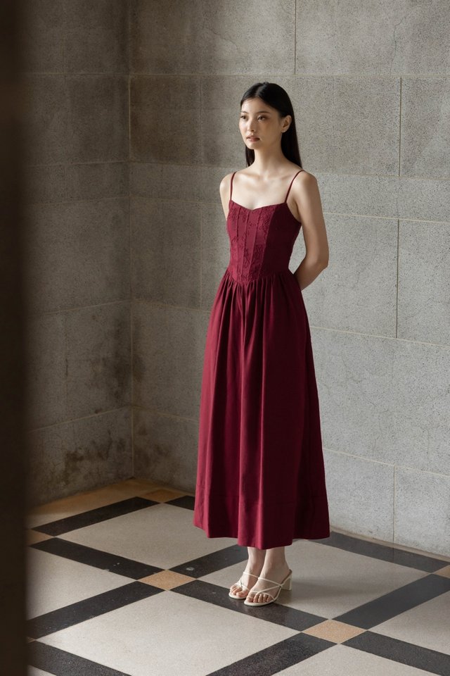 WRENLEY PADDED EMBROIDERED FLORAL CORSET MIDAXI DRESS (WINE)