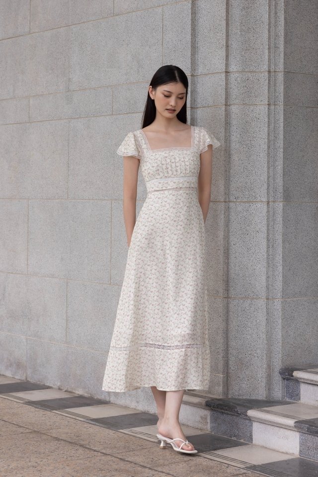 OPHELIA PADDED FLORAL LACE INSERT FLUTTER SLEEVE MAXI DRESS