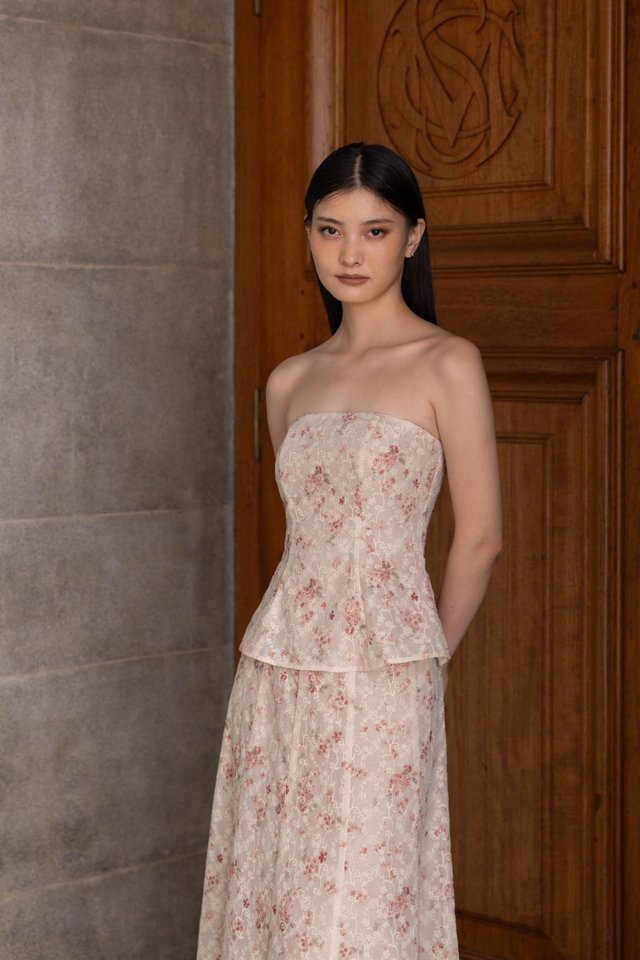 SAKURA PADDED FLORAL EMBROIDERED TWO-WAY TOP