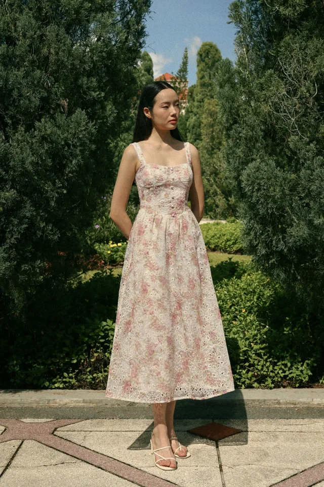 MEADOW PADDED FLORAL BRODERIE EYELET TRIM BUSTIER MIDAXI DRESS