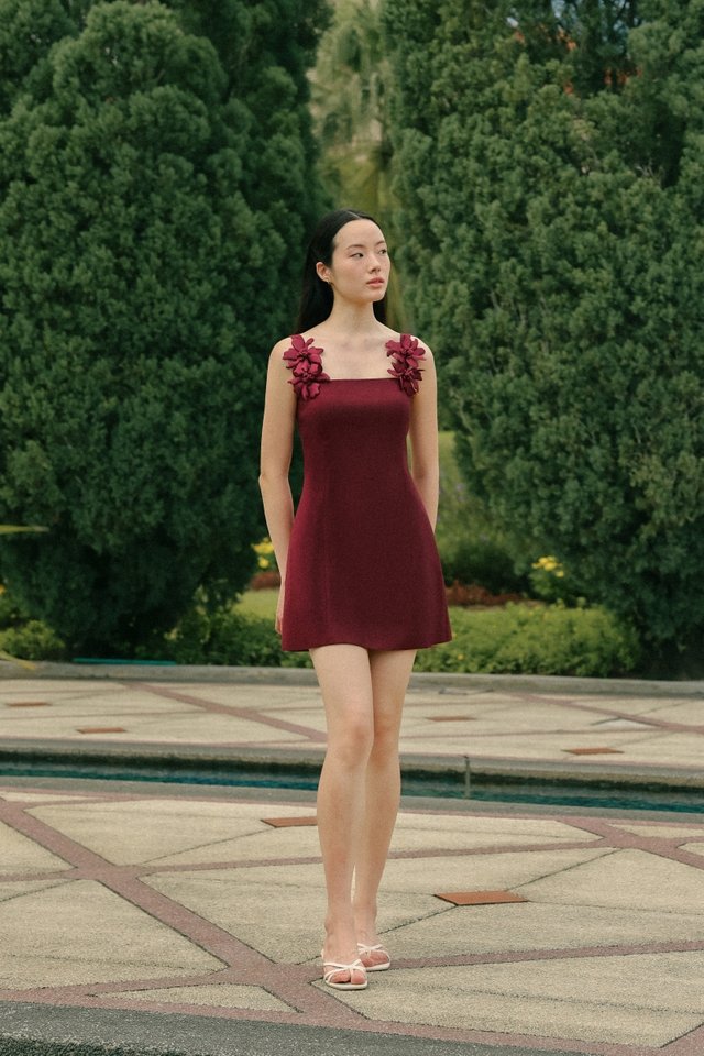 FLORENTINA PADDED 3D APPLIQUE FLORAL STRAP DRESS