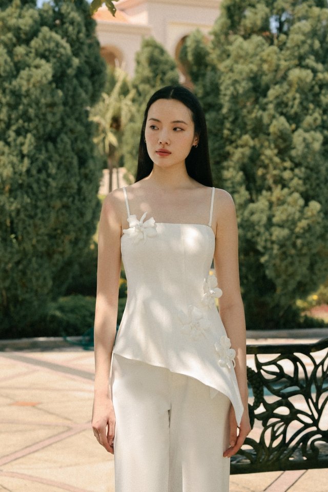 FLORENTINA PADDED 3D APPLIQUE FLORAL ASYMMETRICAL TWO-WAY TOP