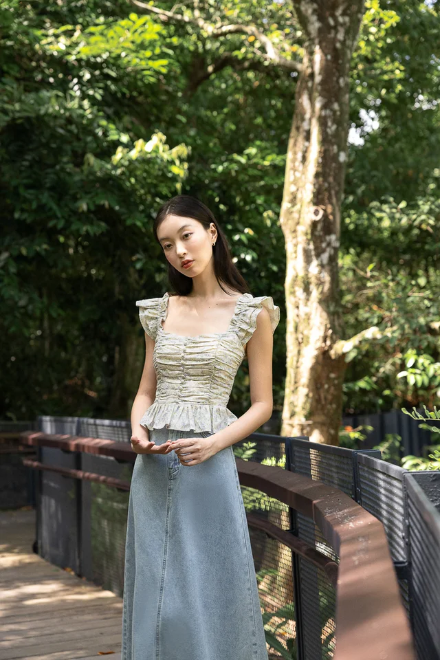 ROSETTA PADDED RUCHED RUFFLE STRAP BUTTON TOP (FLORAL)