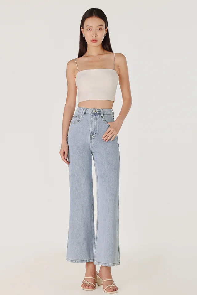 REVOLUTION SLIM FLARED DENIM JEANS - PETITE (LIGHT WASHED)