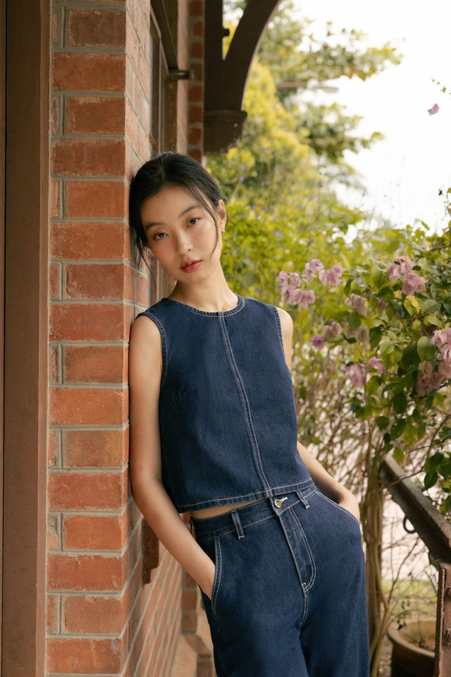 SPOT ON CONTRAST STITCH A-LINE DENIM TOP