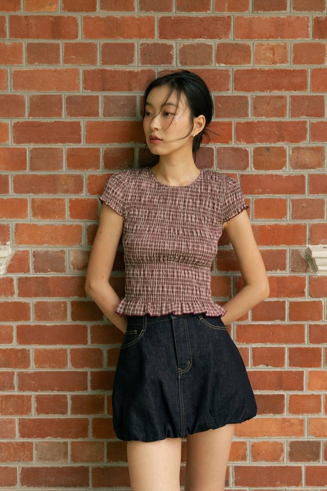 NOVALIE CHECKERED SMOCKED CAP SLEEVE TOP (RED)