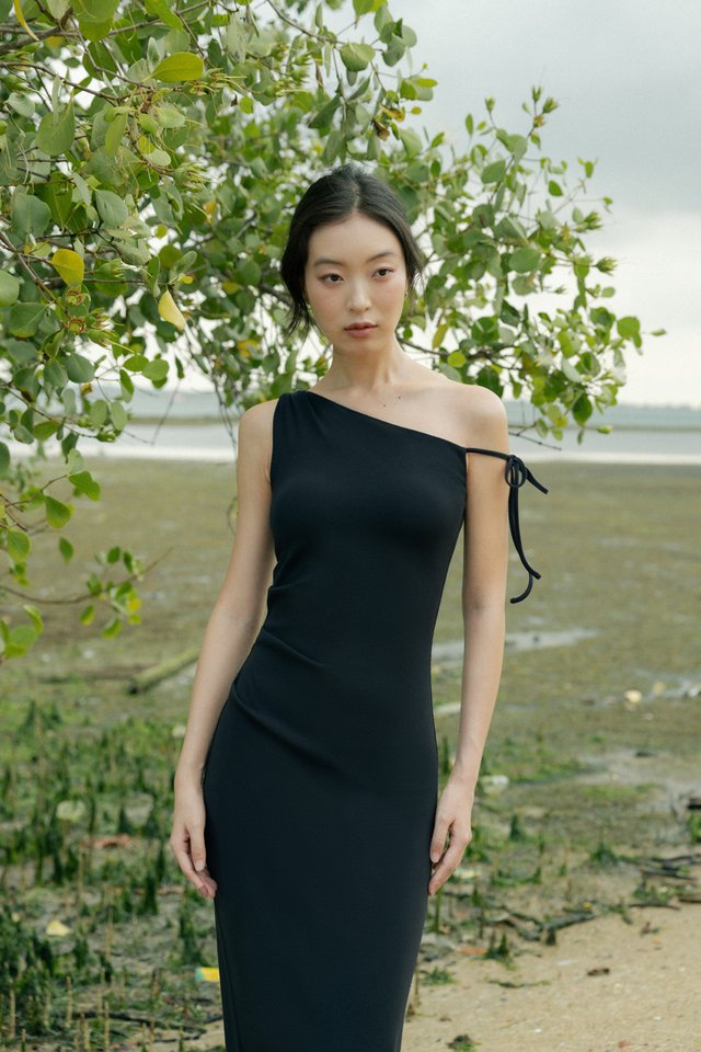 JAYLEA PADDED OFF-SHOULDER RIBBON RIBBED MAXI DRESS (MIDNIGHT BLUE)