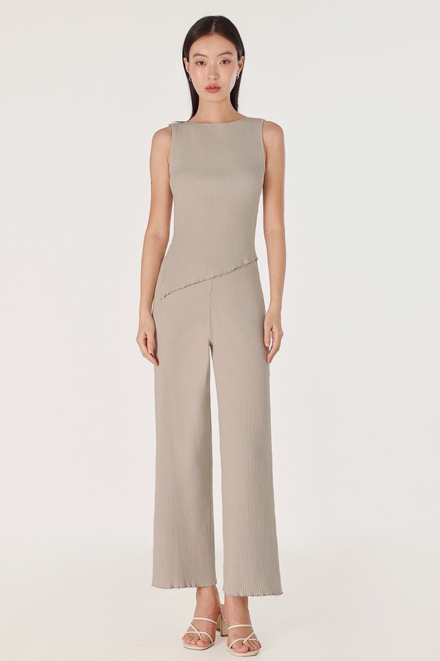 MARLOWE RIBBED LETTUCE HEM STRAIGHT LEG PANTS - PETITE (TAUPE)