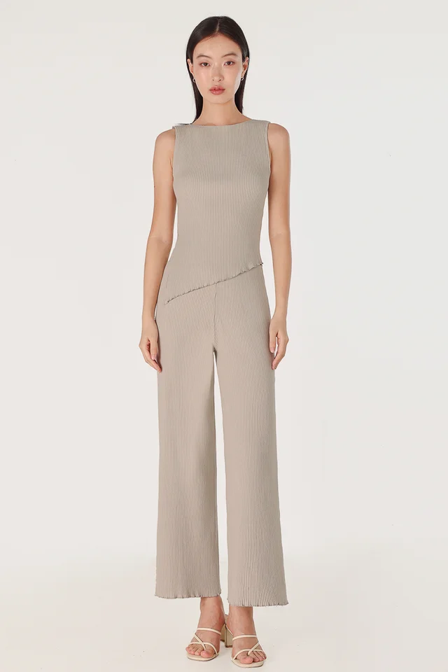 MARLOWE RIBBED LETTUCE HEM STRAIGHT LEG PANTS - PETITE (TAUPE)