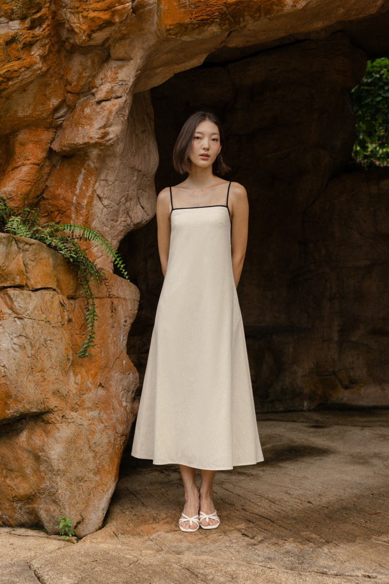 mounten. フォーマルセット 125 sand LELA PADDED LINEN CONTRAST TRIM TENT MIDAXI DRESS (NATURAL) | Lovet