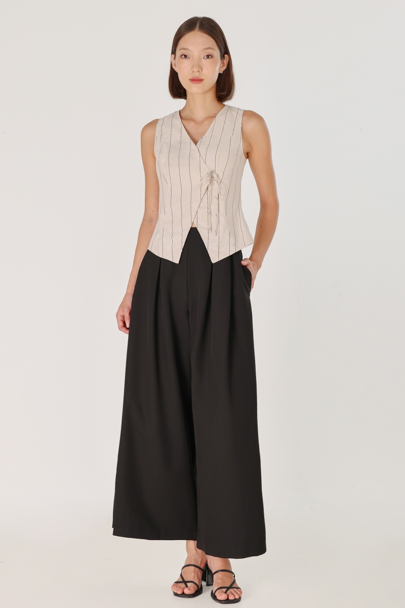 ATHEA LINEN TIE-STRING VEST TOP (STRIPED) | Lovet