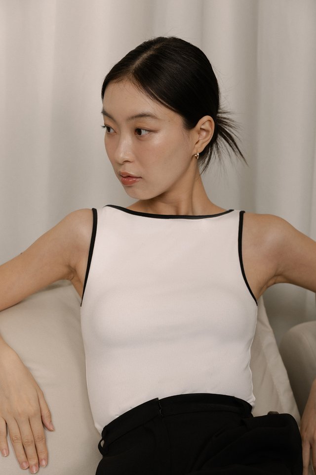 JERNELL PADDED CONTRAST TRIM RIBBED BOATNECK TOP (WHITE)