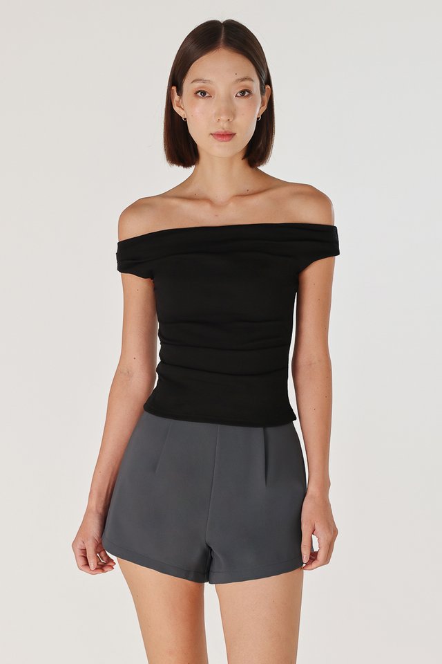 DELINA PADDED RUCHED OFF-SHOULDER TOP (BLACK)