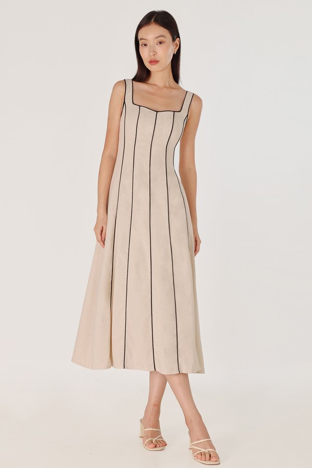 FENNA PADDED LINEN CONTRAST PIPING PANELLED MAXI DRESS (NATURAL)