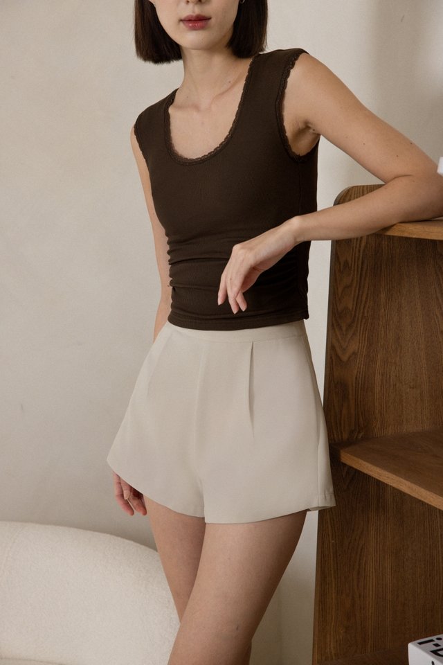 ELLIS PADDED LACE TRIM SCOOP NECK RIBBED TOP (ESPRESSO)